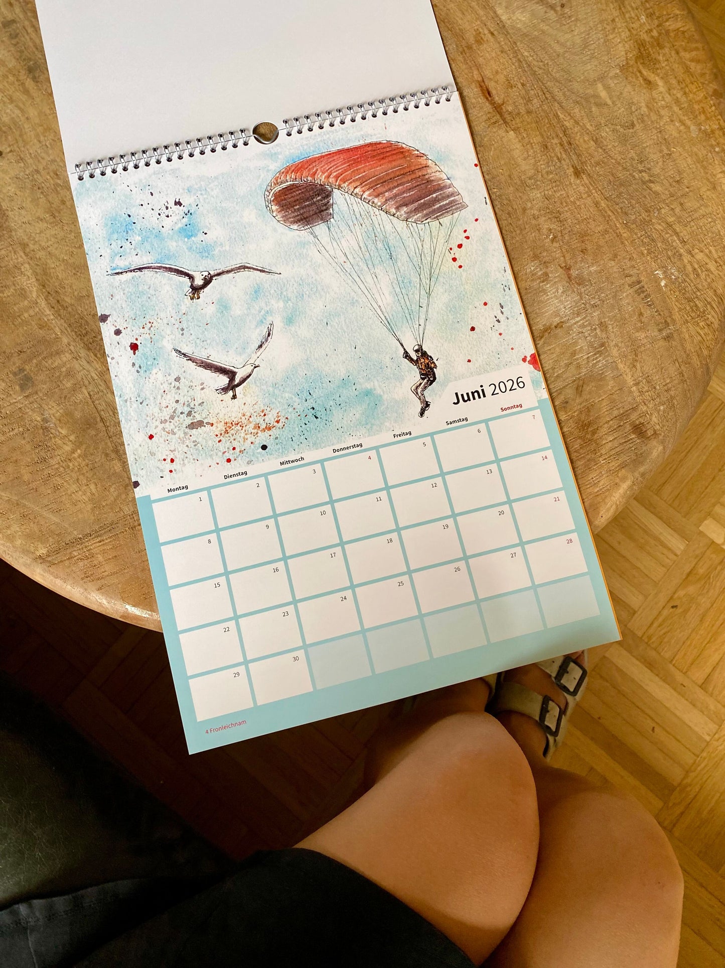 PARAGLIDING ART 2026 - Gleitschirm-Kalender mit digitaler & handgemalter Kunst von Lara Simons