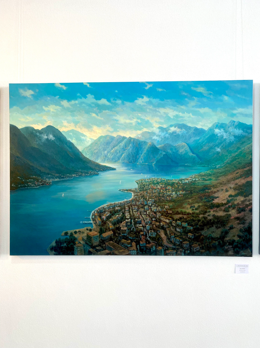 MONTENEGRO – Stadtansicht mit Bucht von Pavel Fedorov